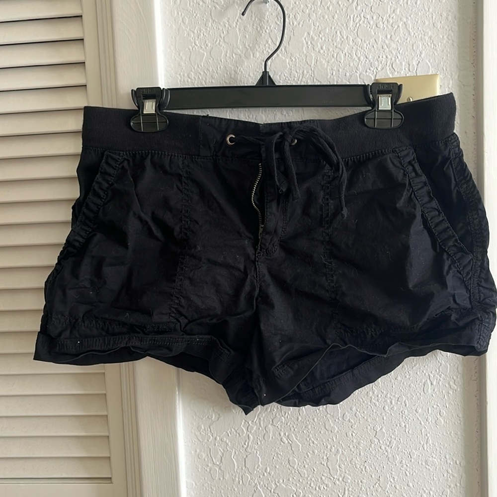 ANA Black Shorts Size 8